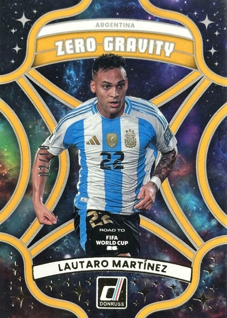 Lautaro Martínez Zero Gravity Gold Parallel 2025-26 Panini Donruss Road to FIFA World Cup